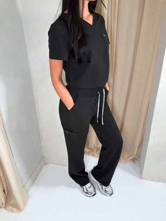 Classic Scrub Set In Jet Black